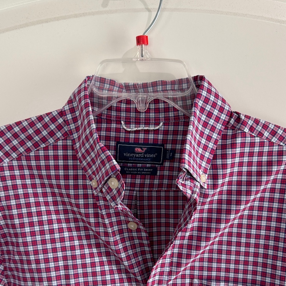 Vineyard Vines Men's Red and Blue Checkered Shirt